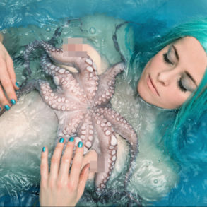 alina_gross_tentacled_2_censored