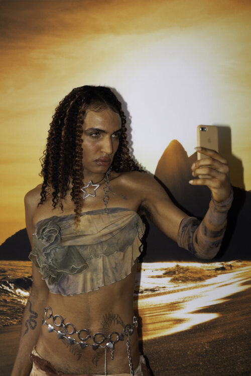 ELSA KOSTIC "XYX-XO" (Pedra Preta)